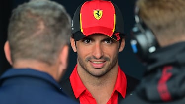Carlos Sainz, en el paddock de Silverstone, sede de la próxima carrera del Mundial de Fórmula 1.