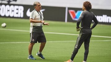 Gerardo Martino y Guillermo Ochoa, Selecci&oacute;n Mexicana