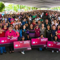¡Gana miles de pesos! 5 becas y pensiones exclusivas para mujeres en México