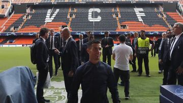 El jugador de la Juventus, Cristiano Ronaldo, en Mestalla.