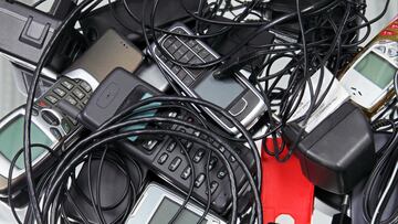 telefonos moviles antiguos cargadores
