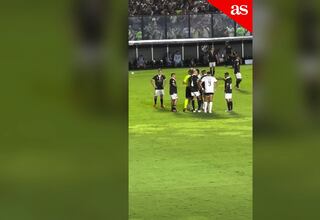 Medel se encontró con Diego Costa y le hizo este gesto: ¡desató las risas en redes sociales!