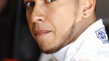 <b>Lewis Hamilton</b>.