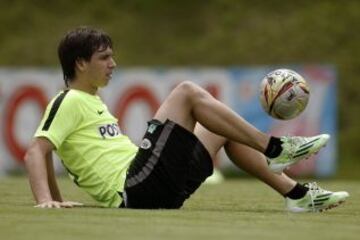 El equipo de Juan Carlos Osorio entrena con los mejores jugadores previo a sus dos compromisos definitivos que tendrá en el torneo doméstico y en la Copa Libertadores.