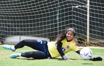 La Selección Colombia trabajó este domingo en Costa Rica pensando ya en lo que será el último juego de la fase de grupos este martes ante Nueva Zelanda a partir de las 6 de la tarde en el estadio Nacional.