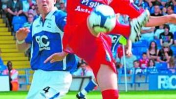 <b>NO DEFRAUDÓ. </b>Míchel cuajó un buen partido ante el equipo inglés que le pretende.