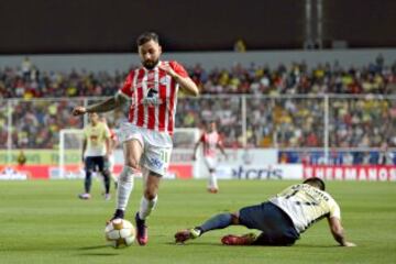 Rayos y Águilas terminaron empatando 1-1 en un vibrante partido en el Estadio Victoria que se vivió con mucha intensidad.