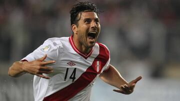 Pizarro cumple 41 años: estos son sus 20 goles con Perú
