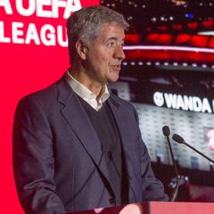 Gil Marín: "Si Lucas quiere salir, hablaremos, pero para julio"