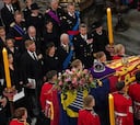 Insólita imagen de los reyes de España en el funeral de Isabel II