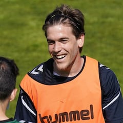 Álvaro Jiménez regresa a lo grande