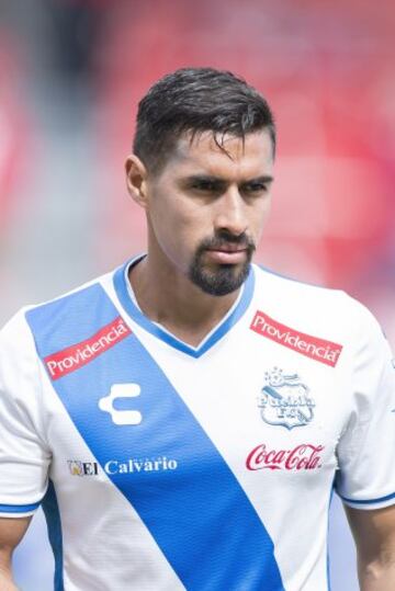 Tiene una carrera regular en la Liga MX. Hoy día viste los colores del Puebla.