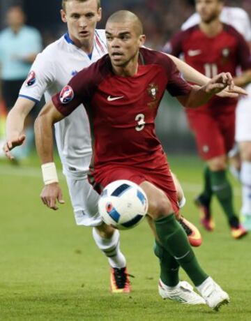 Pepe con el balón.