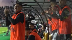 No se vio en TV: así reaccionó Almirón con el golazo de Palacios a Everton