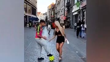 Un tiktoker le hace una broma a una chica con el balón y ella saca aplausos por su respuesta