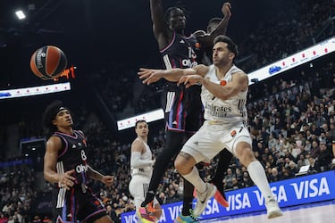 Hifi y el estilo del París devuelven al Madrid a la tierra