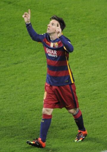Alegría de Messi después de anotar el gol 1-2