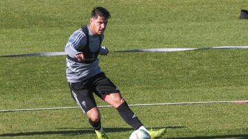 Elche y Fuenlabrada se pelean Caye Quintana, del C¨¢diz