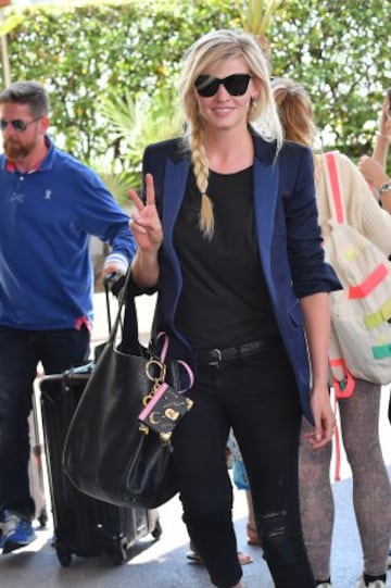 CANNES, FRANCE - MAY 17:  Lara Stone is seen at Hotel Martinez during the annual 69th Cannes Film Festival at  on May 17, 2016 in Cannes, France.  (Photo by Jacopo Raule/GC Images)