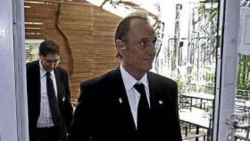 <b>TRISTE. </b>Manuel Ruiz de Lopera no vive sus mejores días.