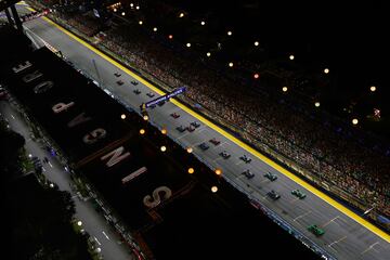 Vista aérea de la parrilla de salida en el circuito urbano Marina Bay.