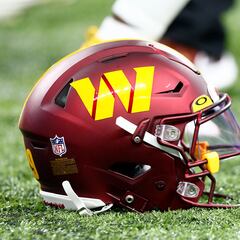 Dan Snyder recibe dos ofertas de seis billones de dólares por los Commanders