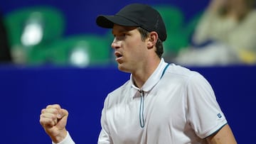 Nicolás Jarry celebra un punto en Buenos Aires ante Wawrinka,