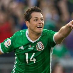 Chicharito es superado por Alexis en todos los ámbitos