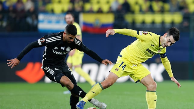 Trigueros negocia su salida del Villarreal