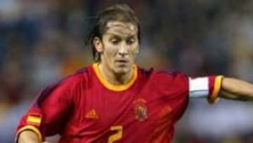 <b>ILUSIONADO</b>. Tras perderse el Mundial de Corea y Japón en 2002, el lateral gallego tiene ahora la oportunidad de disputar una fase final con la selección.