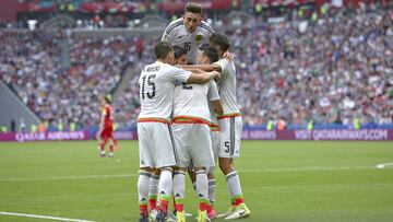 La selección mexicana rompió una racha de tres derrotas al hilo enfrentando al anfitrión de la Confederaciones al derrotar 2-1 a los rusos en Kazán.