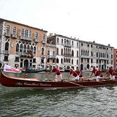 Venecia vuelve a actuar contra el turismo