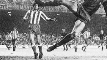 El gol de Cruyff al Atlético en el Camp Nou en 1973.