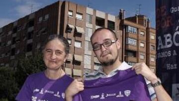 <b>DE MORADO. </b>El Depor dará camisetas moradas a sus aficionados