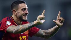 Joselu, en un partido con la Selección.