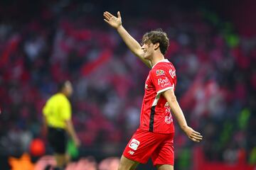 Marcel Ruiz celebrates his goal 2-0 of Toluca during the 14th round match between Toluca and Santos as part of the Liga BBVA MX, Torneo Clausura 2025 at Nemesio Diez Stadium, on April 06, 2025 in Toluca, Estado de Mexico, Mexico.