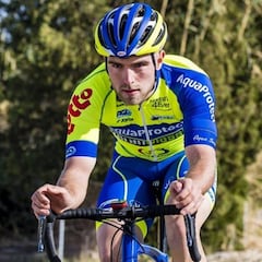 Duquennoy fallece de un ataque al corazón con 23 años