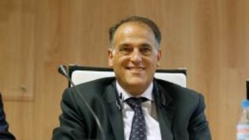 La LFP explica a grupos políticos el juego limpio financiero