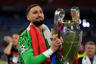 Guardiola pesca en la crisis del PSG