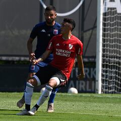 Gallardo sonríe: volvió Suárez