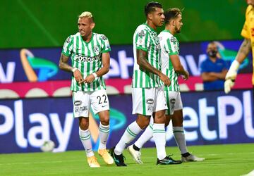 El equipo verde venció a Santa Fe en la primera fecha de la Liga BetPlay. Neyder Moreno y Vladimir Hernández, anotaron los goles de la victoria en el Atanasio Girardot. 