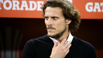 Diego Forl&aacute;n en marzo de 2020, cuando estaba al frente del banquillo de Pe&ntilde;arol. 