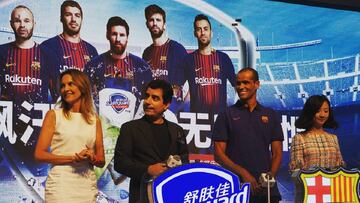 Rivaldo critica la política de fichajes del Barcelona y considera que debe centrarse más en la cantera.