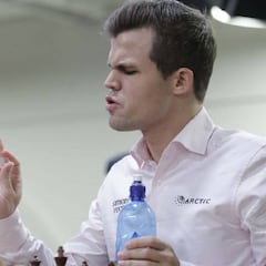 Nakamura pasa a la final y Carlsen cobra ventaja ante Ding