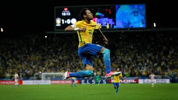 Brasil continuó la fiesta con goleada sobre Paraguay