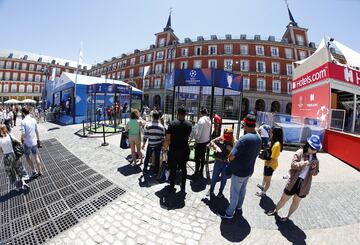 Ambiente de Champions en las calles de Madrid