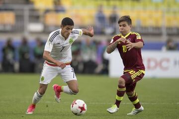 Uriel Antuna con la selección mexicana en la Copa Mundial sub-20