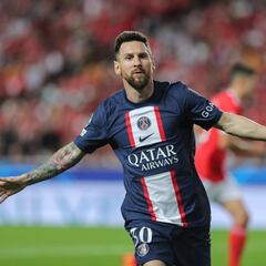 Messi salda una deuda y se acerca a Cristiano Ronaldo