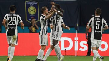 MIAMI GARDENS, FL - JULY 26: Claudio Marchisio #8 of Juventus celebrates a goal during the International Champions Cup 2017 match against the Paris Saint-Germain at Hard Rock Stadium on July 26, 2017 in Miami Gardens, Florida.   Mike Ehrmann/Getty Images/AFP
 == FOR NEWSPAPERS, INTERNET, TELCOS &amp; TELEVISION USE ONLY ==