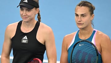 Elena Rybakina y Aryna Sabalenka, en la final del Open de Australia 2023.